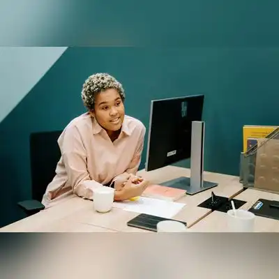 吕秀